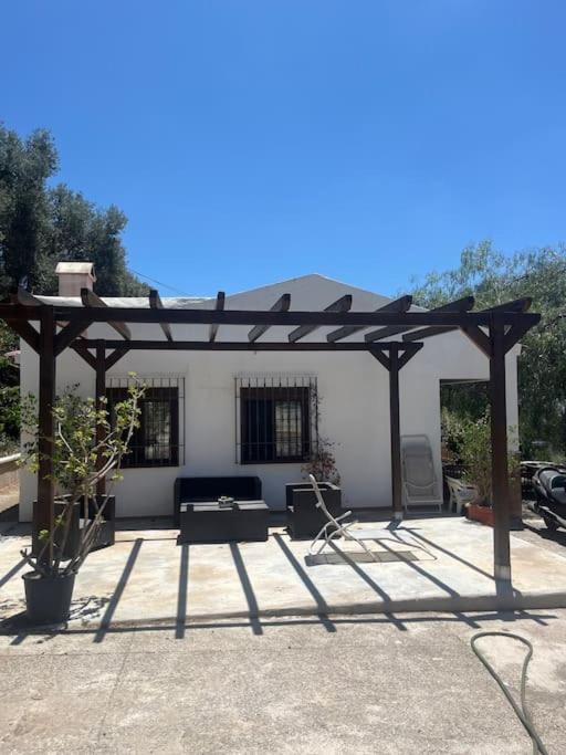 Farmhouse Surrounded By Centenary Olive Trees Olías Exteriör bild